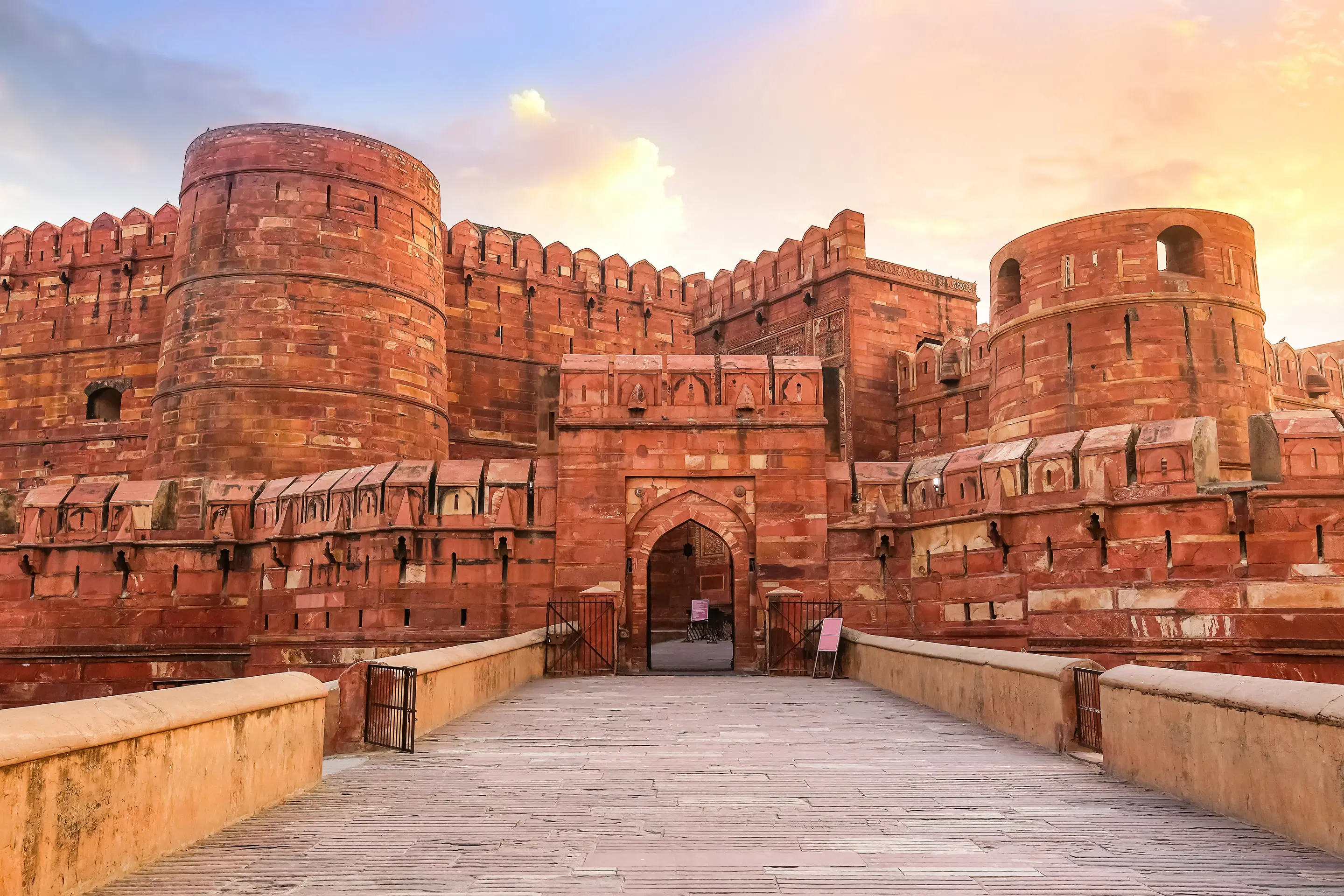 Royal Taj Mahal Luxury Weekend Tour