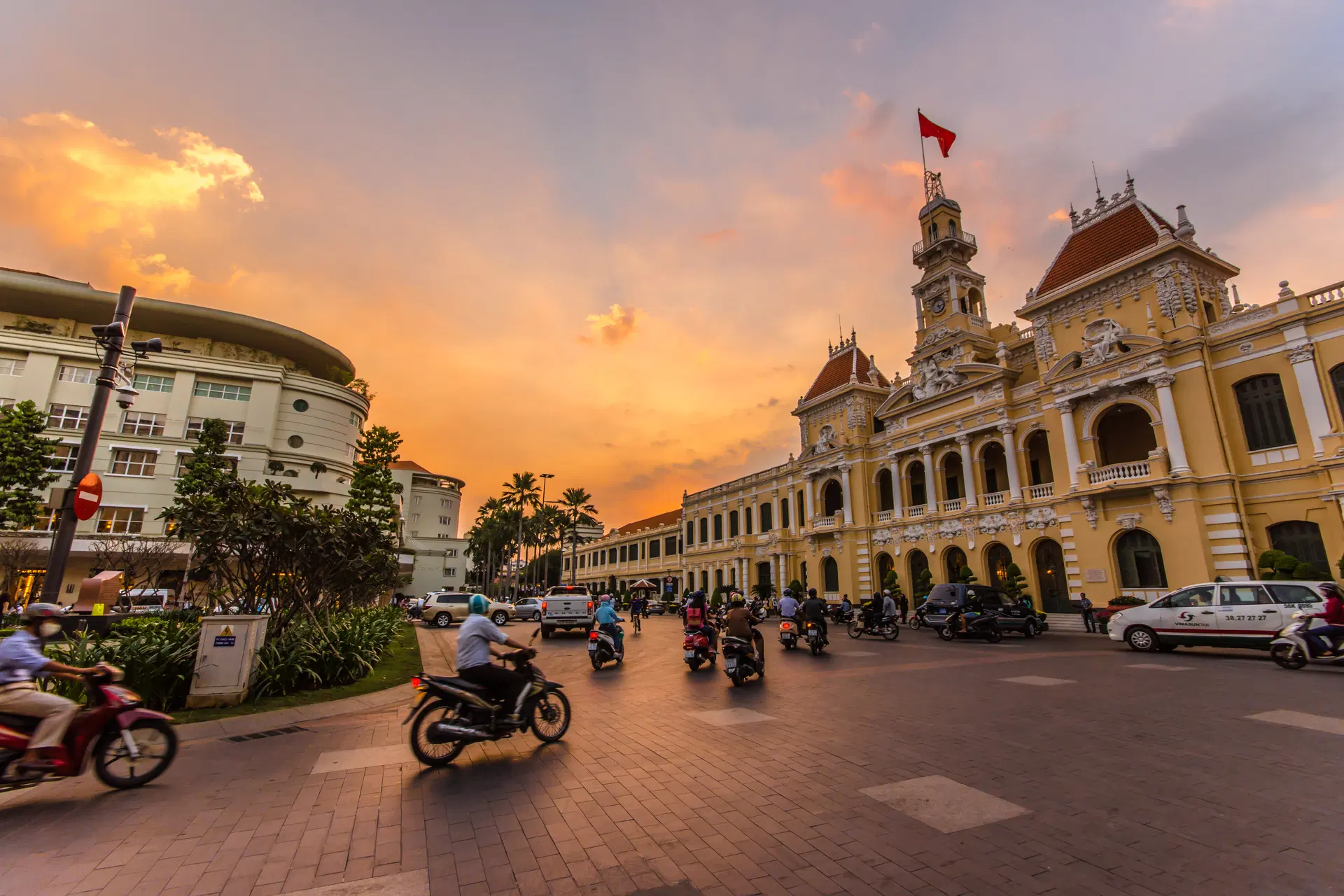 Vietnam Grand Complete Tour